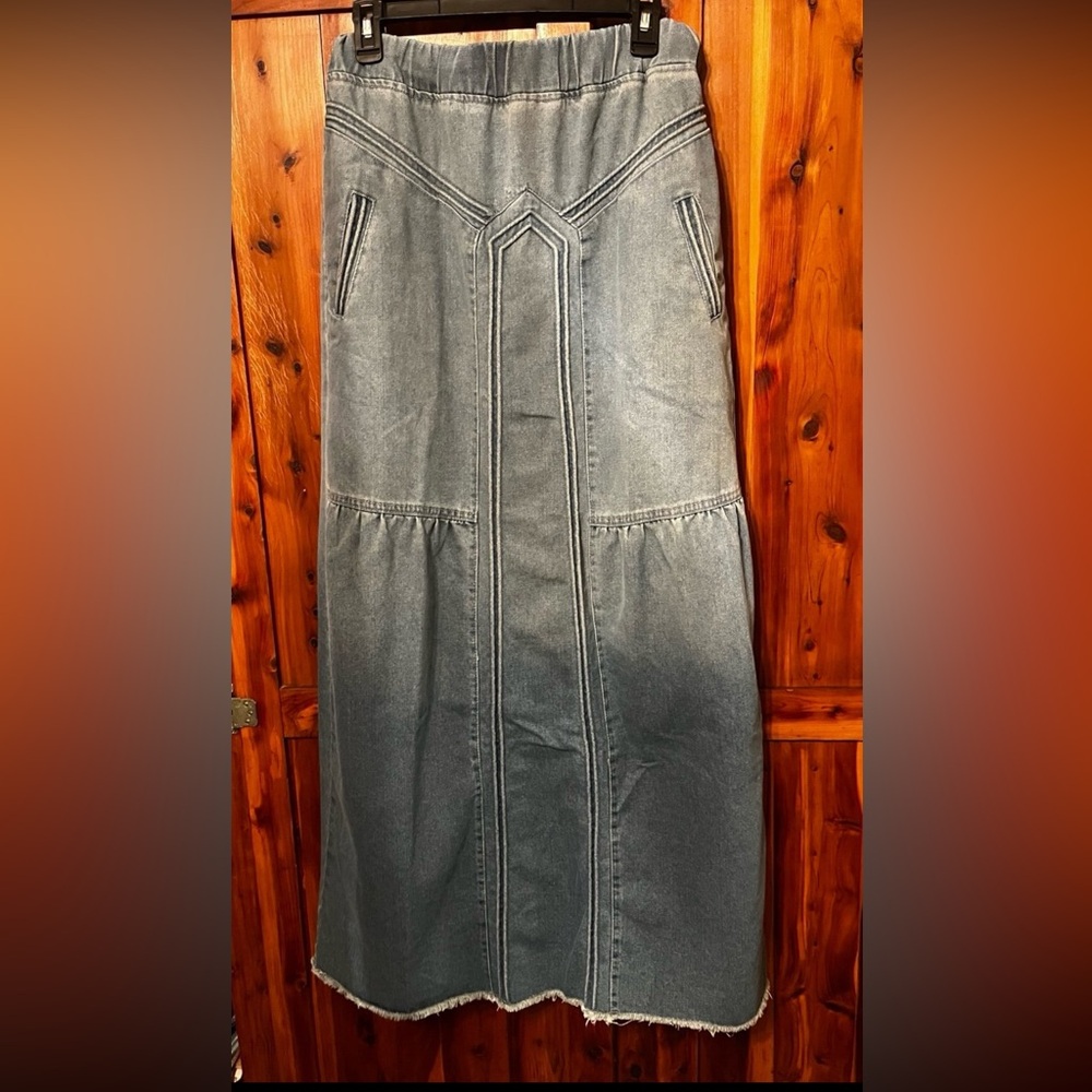 NWOT slip in denim skirt
